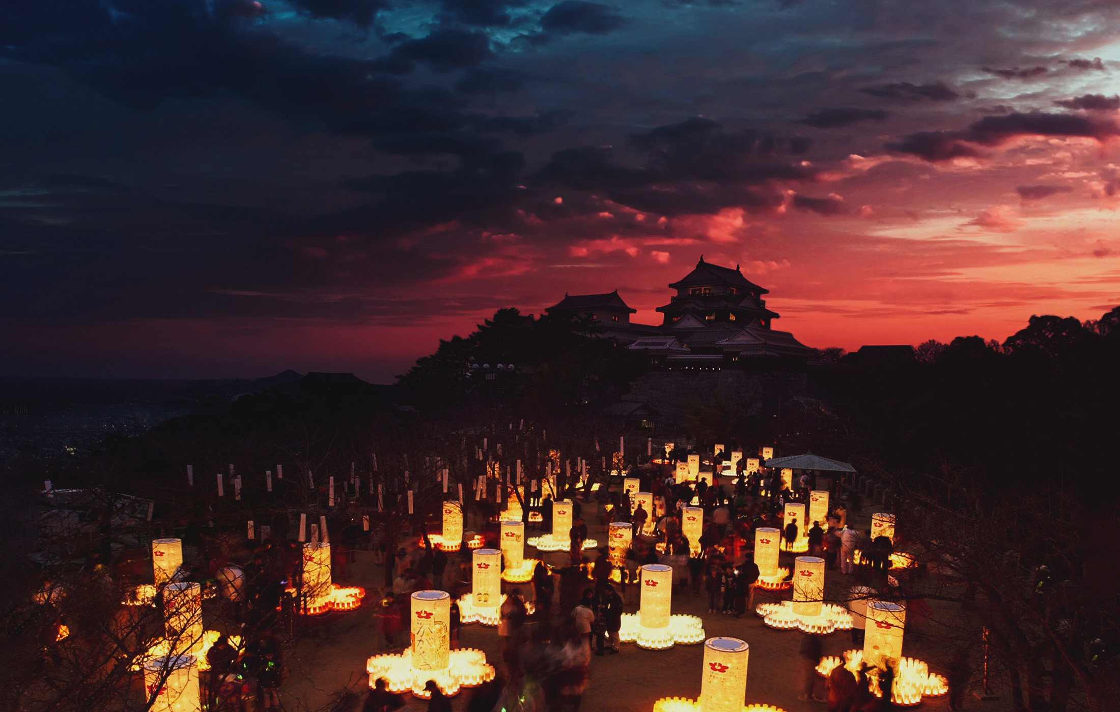 松山城400年祭 光とあかりと城